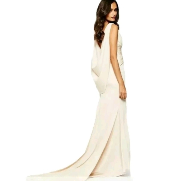 Fame and Partners Eternity Maxi Dress With Low Cow - Picture 1 of 11